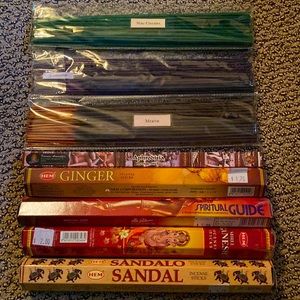 🧚🏻‍♀️Lot of 8 Incense Sticks